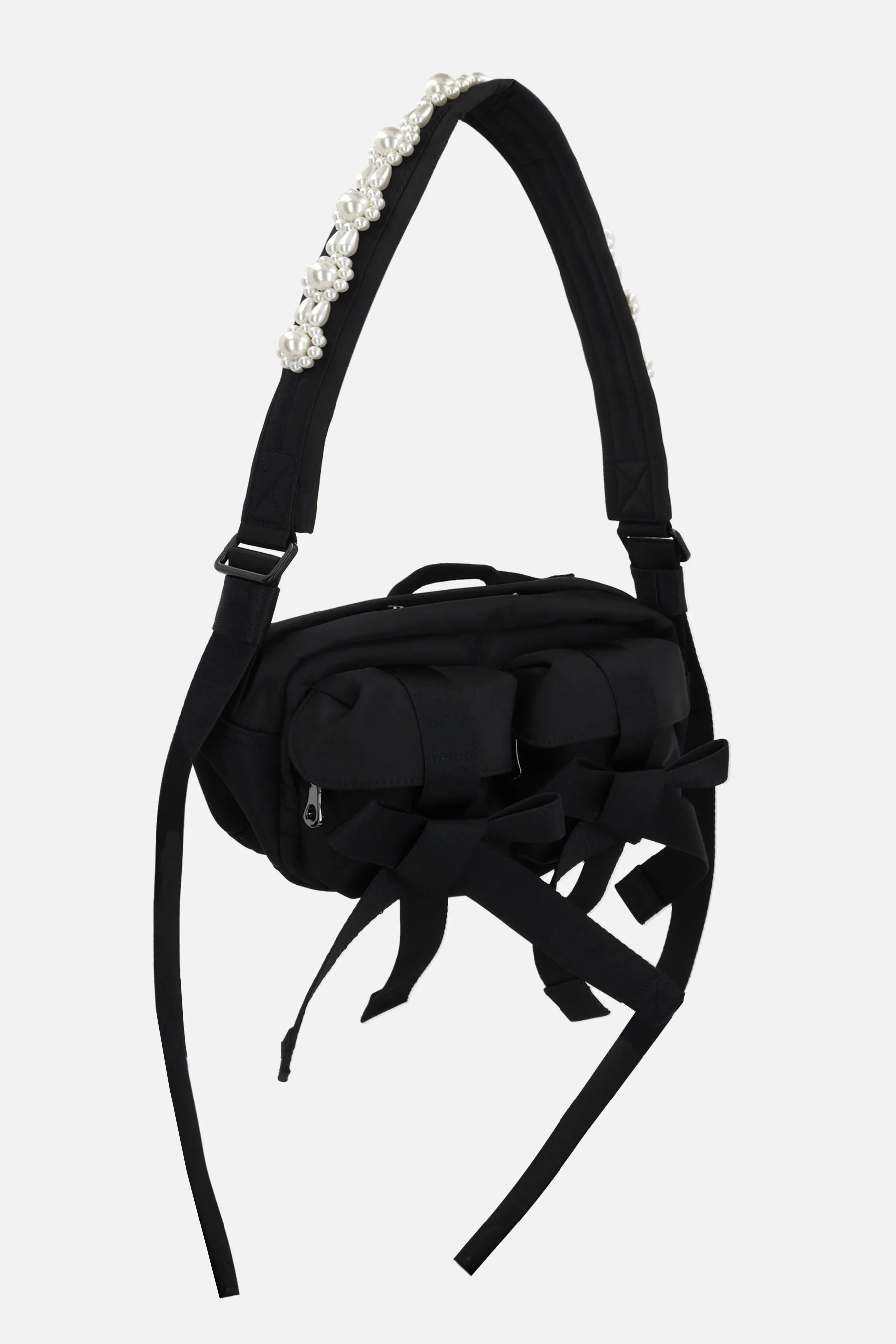 bow-detailed nylon shoulder bag