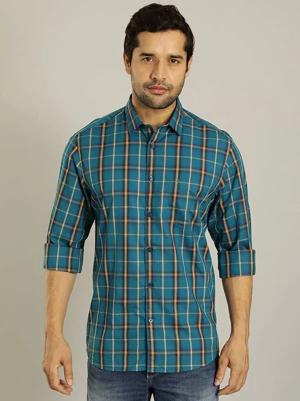 Men Checked Full Sleeve Cotton Blend Shirt