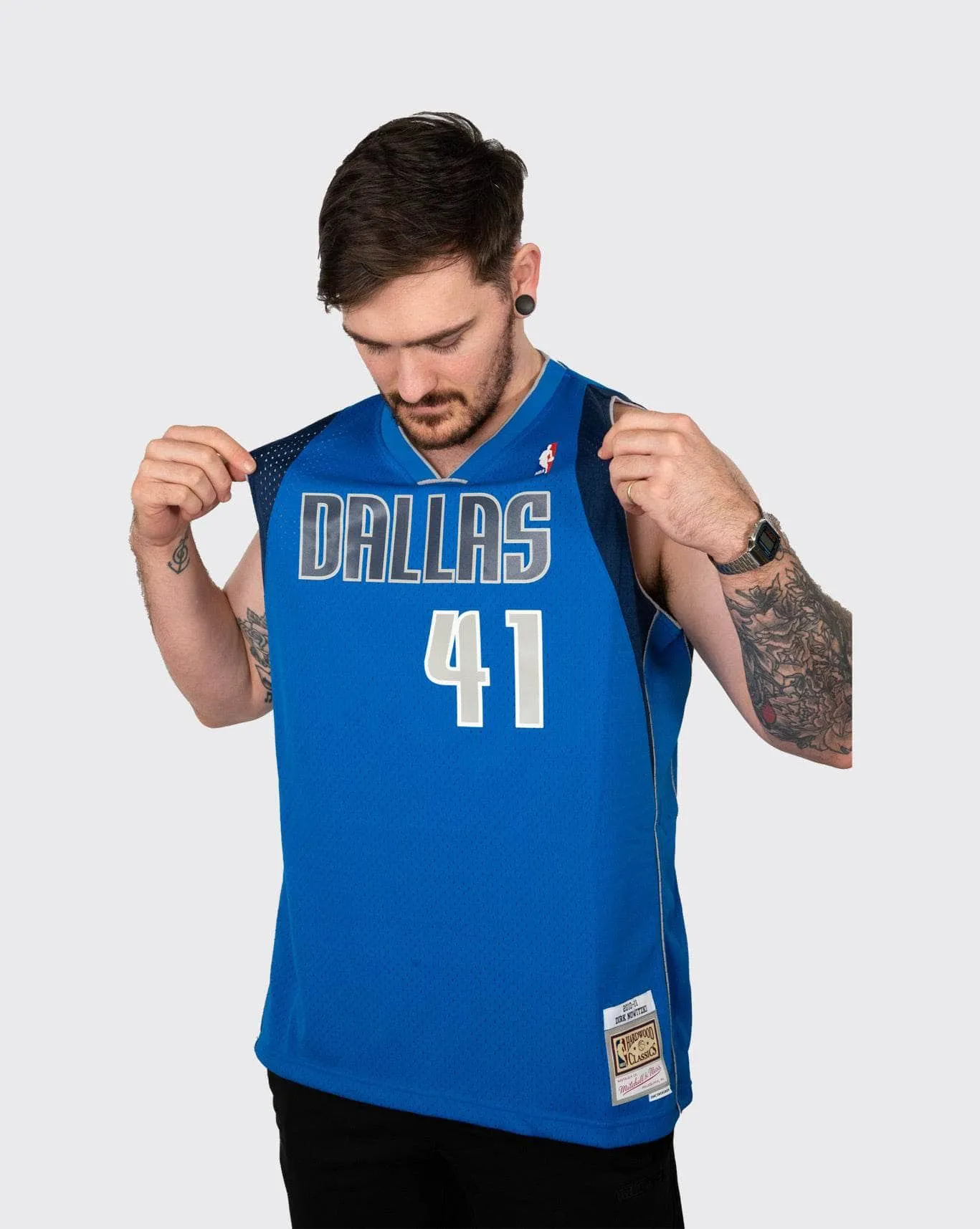 mitchell and ness dallas mavericks nowitzki 10-11 jersey Blue