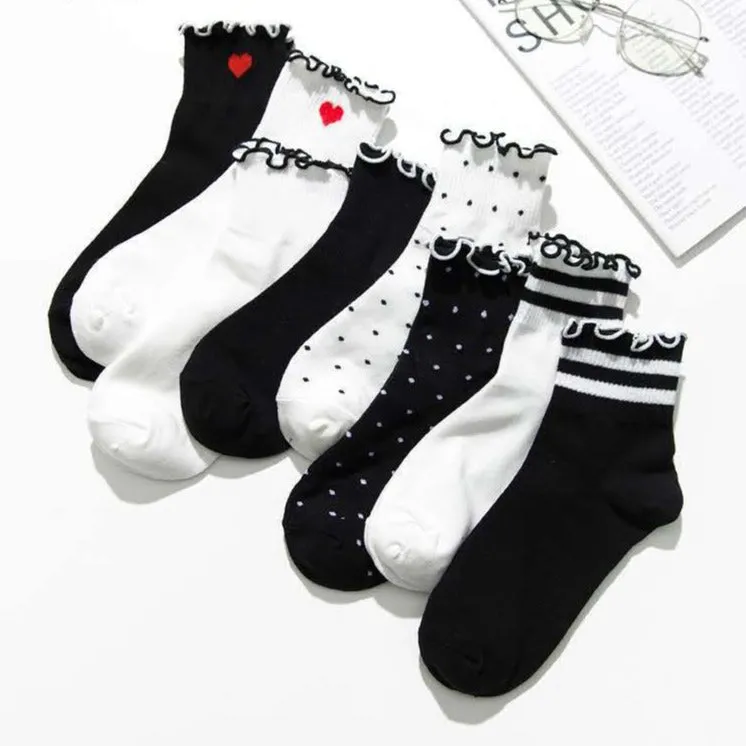 Motive Socks With Ruffles Hem