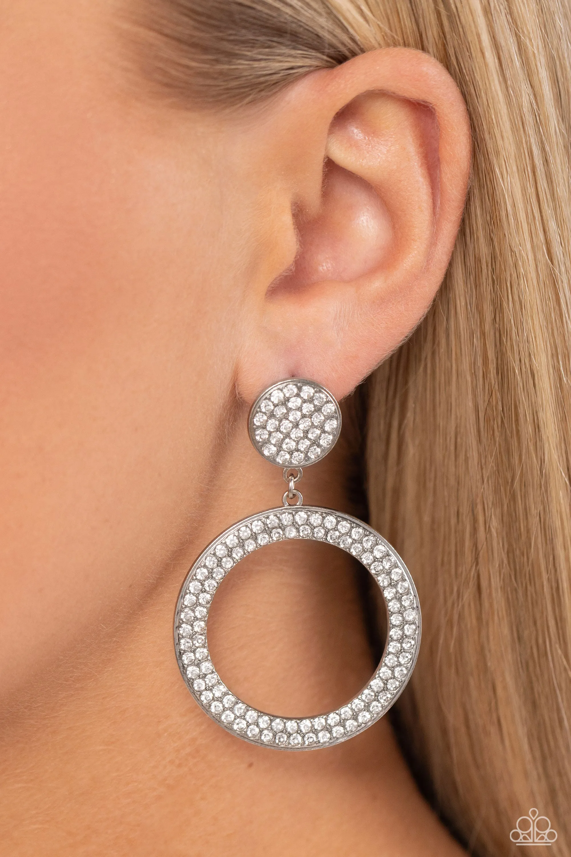 Paparazzi GLOW You Away White Post Earrings