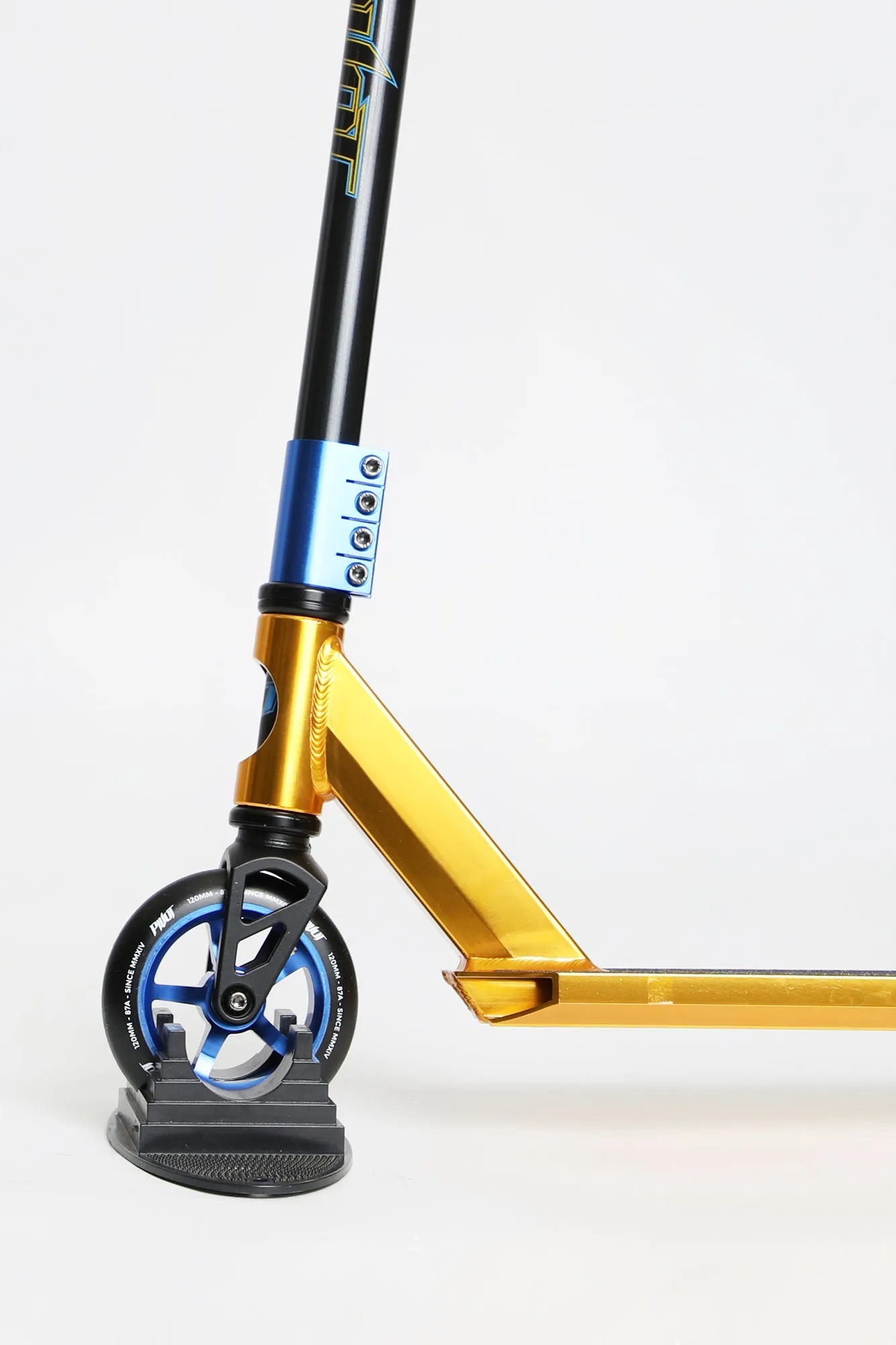 Pivot X-Park Gold & Blue Scooter