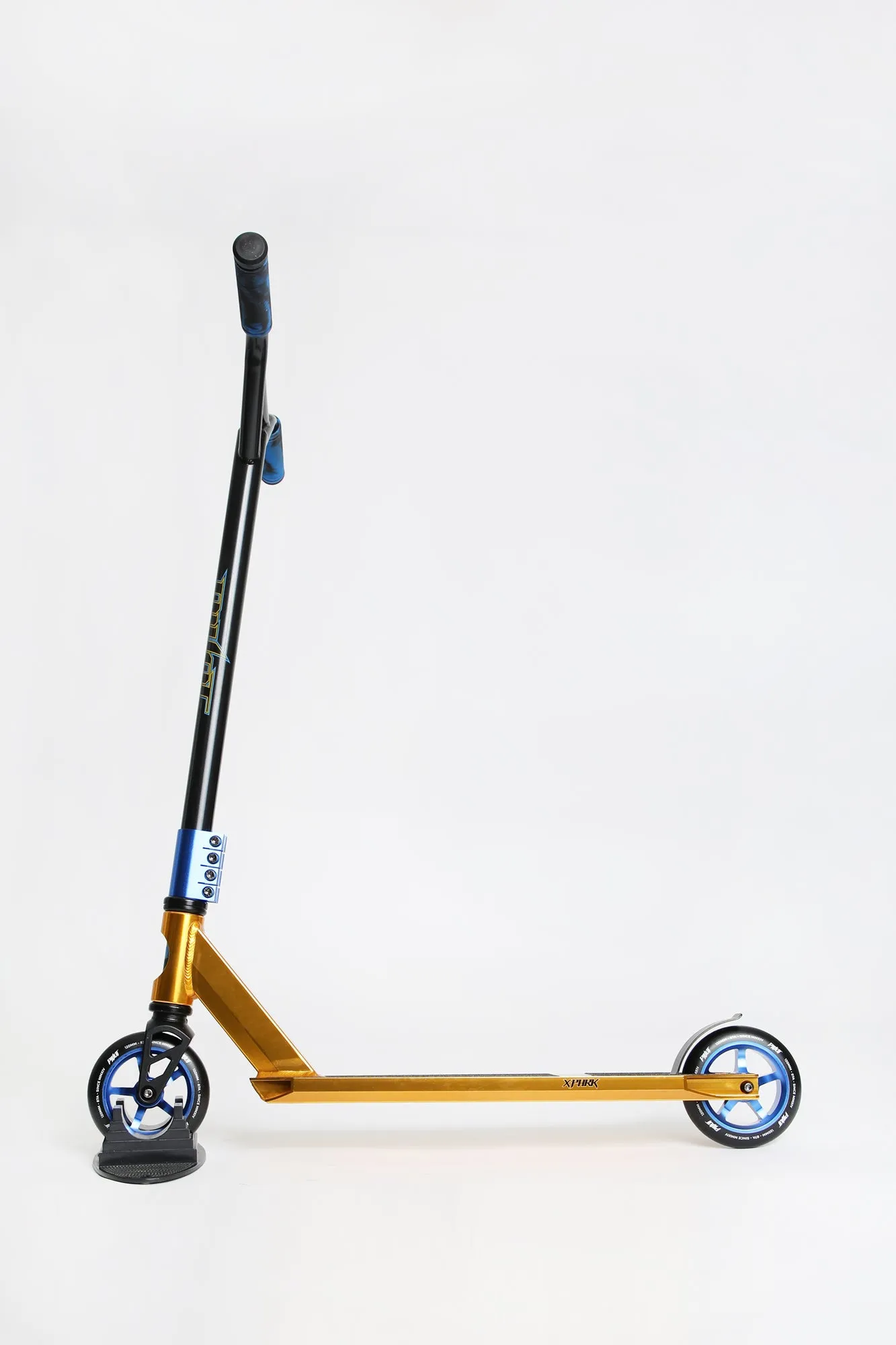 Pivot X-Park Gold & Blue Scooter