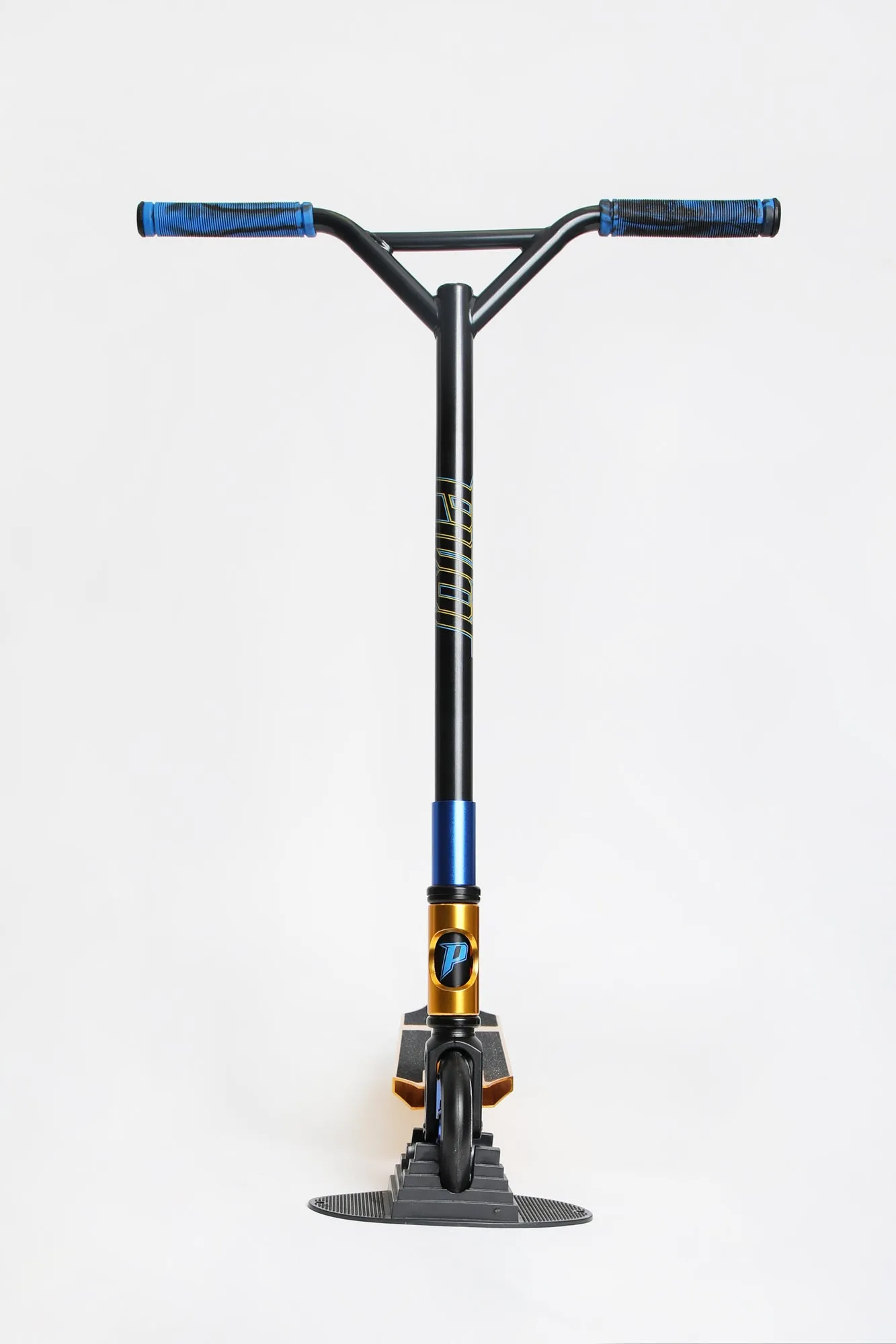 Pivot X-Park Gold & Blue Scooter